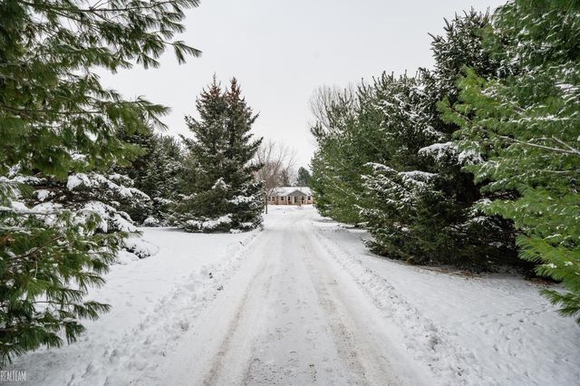 4869 Bishop Road, Dryden, MI 48428