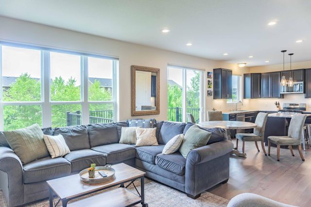 1206 Crosswinds Way, Waconia, MN 55387