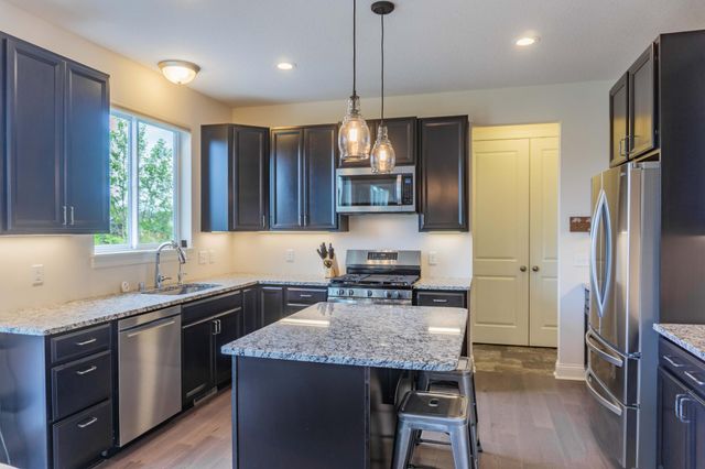 1206 Crosswinds Way, Waconia, MN 55387