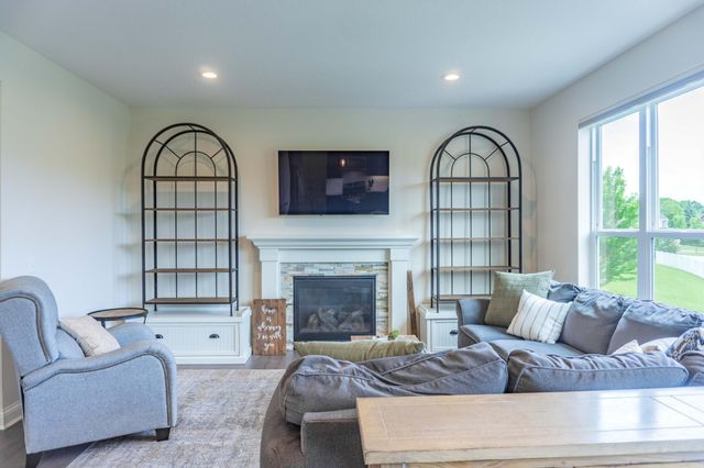 1206 Crosswinds Way, Waconia, MN 55387