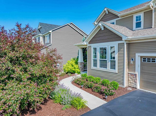 1206 Crosswinds Way, Waconia, MN 55387