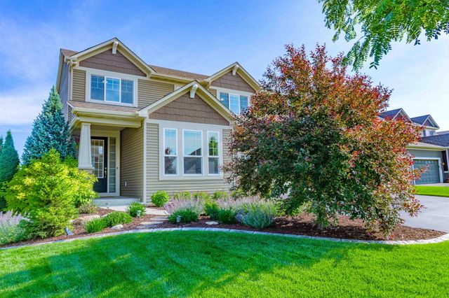 1206 Crosswinds Way, Waconia, MN 55387