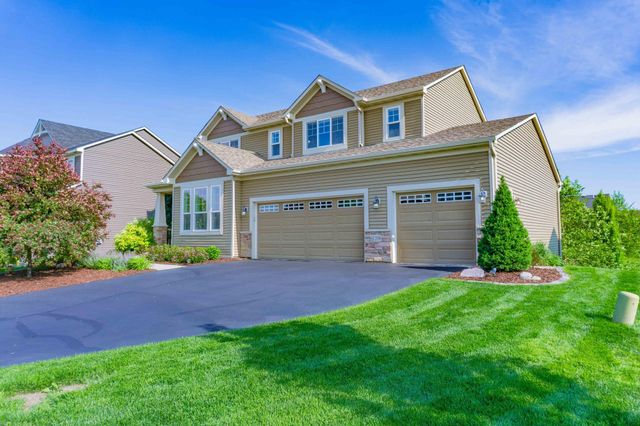 1206 Crosswinds Way, Waconia, MN 55387