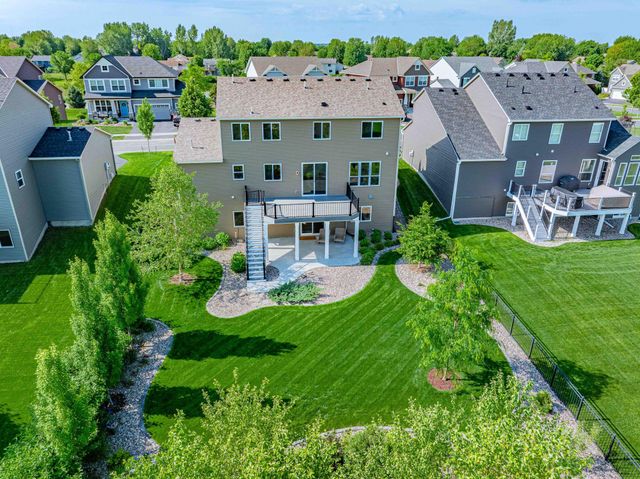 1206 Crosswinds Way, Waconia, MN 55387