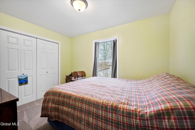 121 Friendship Drive, Broadalbin, NY 12025