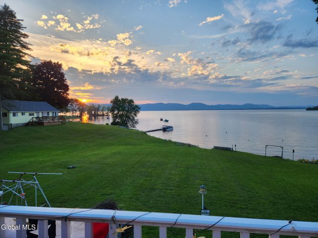 121 Friendship Drive, Broadalbin, NY 12025