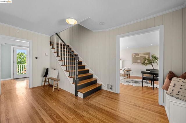 765 San Diego Rd, Berkeley, CA 94707