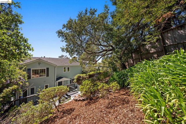 765 San Diego Rd, Berkeley, CA 94707