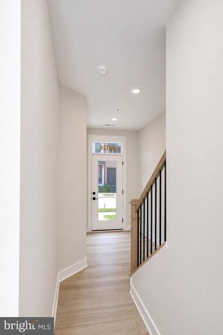 42126 HAZEL GROVE TER, Brambleton, VA 20148