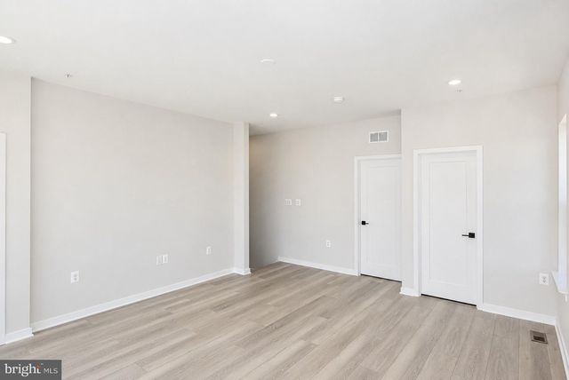 42126 HAZEL GROVE TER, Brambleton, VA 20148