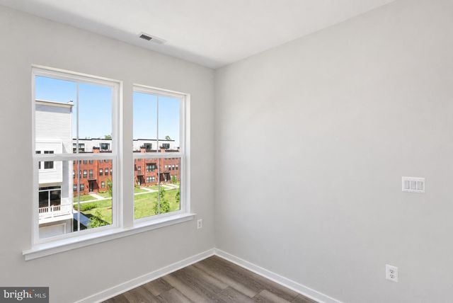 42126 HAZEL GROVE TER, Brambleton, VA 20148