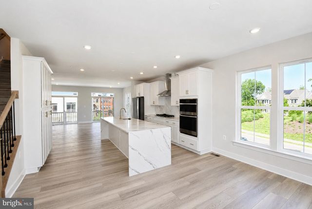 42126 HAZEL GROVE TER, Brambleton, VA 20148