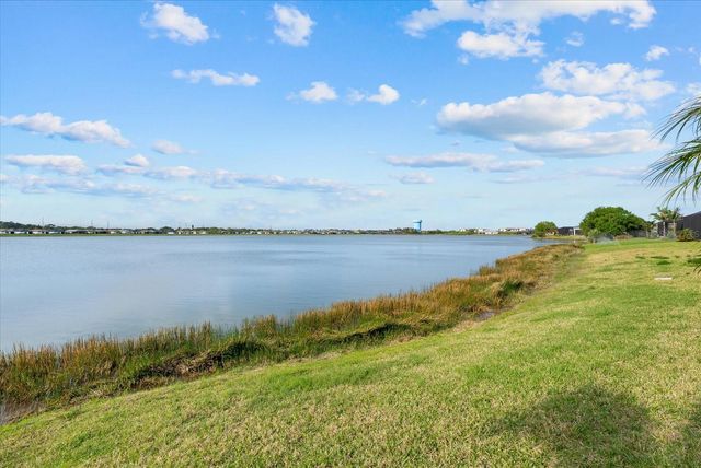 6353 ISLA DEL RAY AVENUE, Sarasota, FL 34240