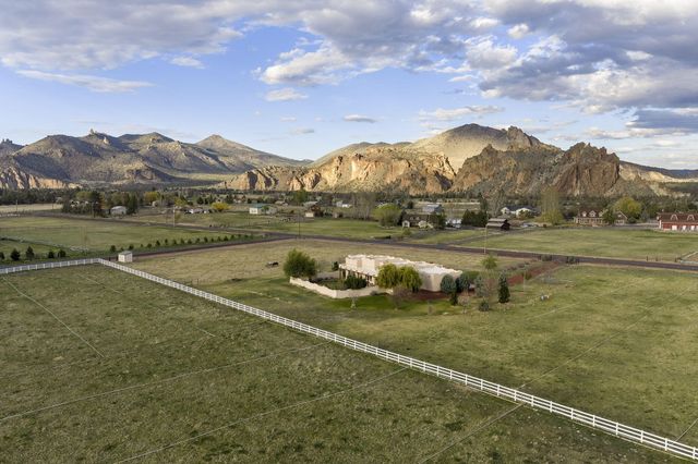 8955 NE 5th Street, Terrebonne, OR 97760