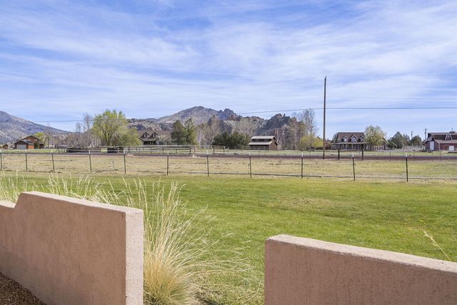 8955 NE 5th Street, Terrebonne, OR 97760