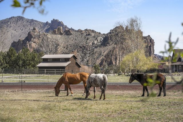 8955 NE 5th Street, Terrebonne, OR 97760