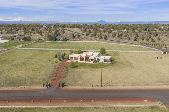 8955 NE 5th Street, Terrebonne, OR 97760