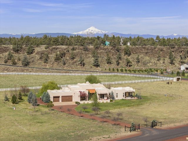 8955 NE 5th Street, Terrebonne, OR 97760