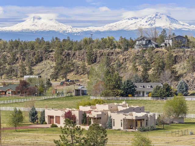 8955 NE 5th Street, Terrebonne, OR 97760