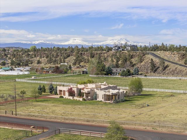 8955 NE 5th Street, Terrebonne, OR 97760