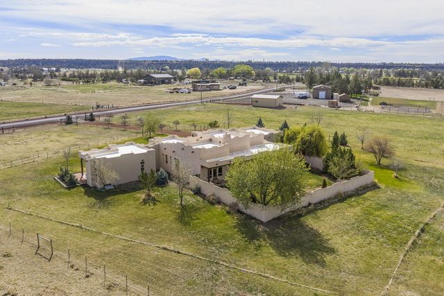8955 NE 5th Street, Terrebonne, OR 97760
