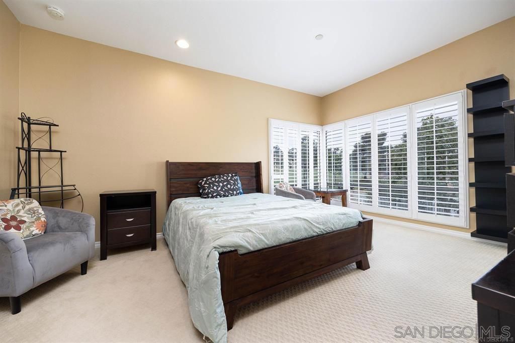 12122 Royal Birkdale 205, San Diego, CA 92128 — photo 5