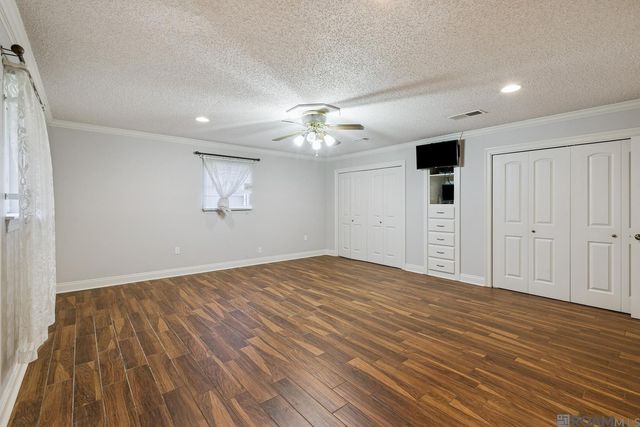 19533 Plank Rd, Zachary, LA 70791