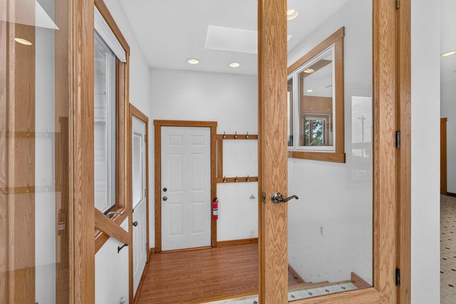 23580 Great River Road, Leclaire, IA 52753