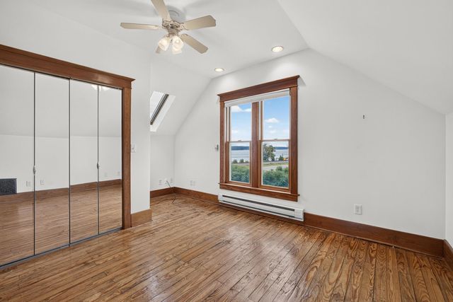 23580 Great River Road, Leclaire, IA 52753