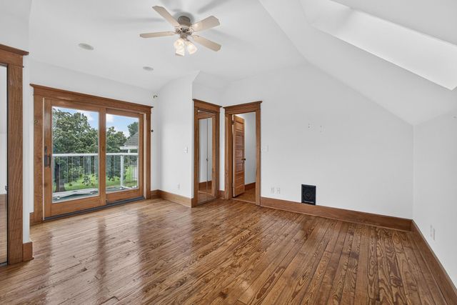 23580 Great River Road, Leclaire, IA 52753