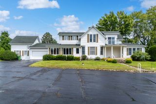 23580 Great River Road, Leclaire, IA 52753