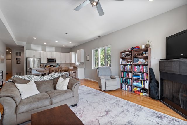 1702 W North Avenue A2, Chicago, IL 60622