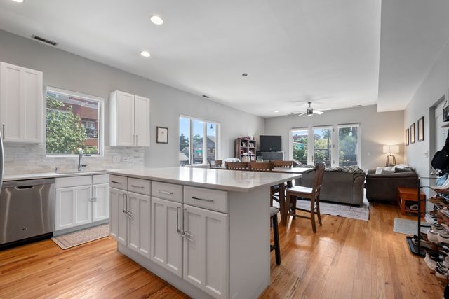 1702 W North Avenue A2, Chicago, IL 60622