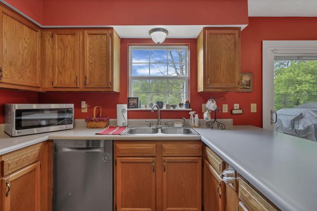 511 Laurel Drive SW, Etna, OH 43062