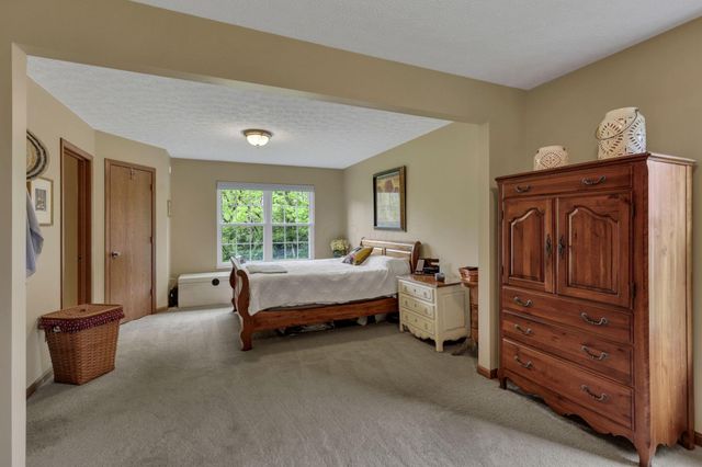 511 Laurel Drive SW, Etna, OH 43062