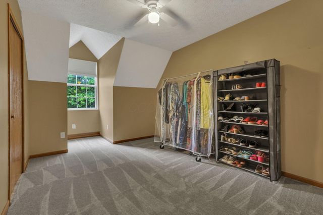 511 Laurel Drive SW, Etna, OH 43062