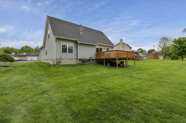 511 Laurel Drive SW, Etna, OH 43062