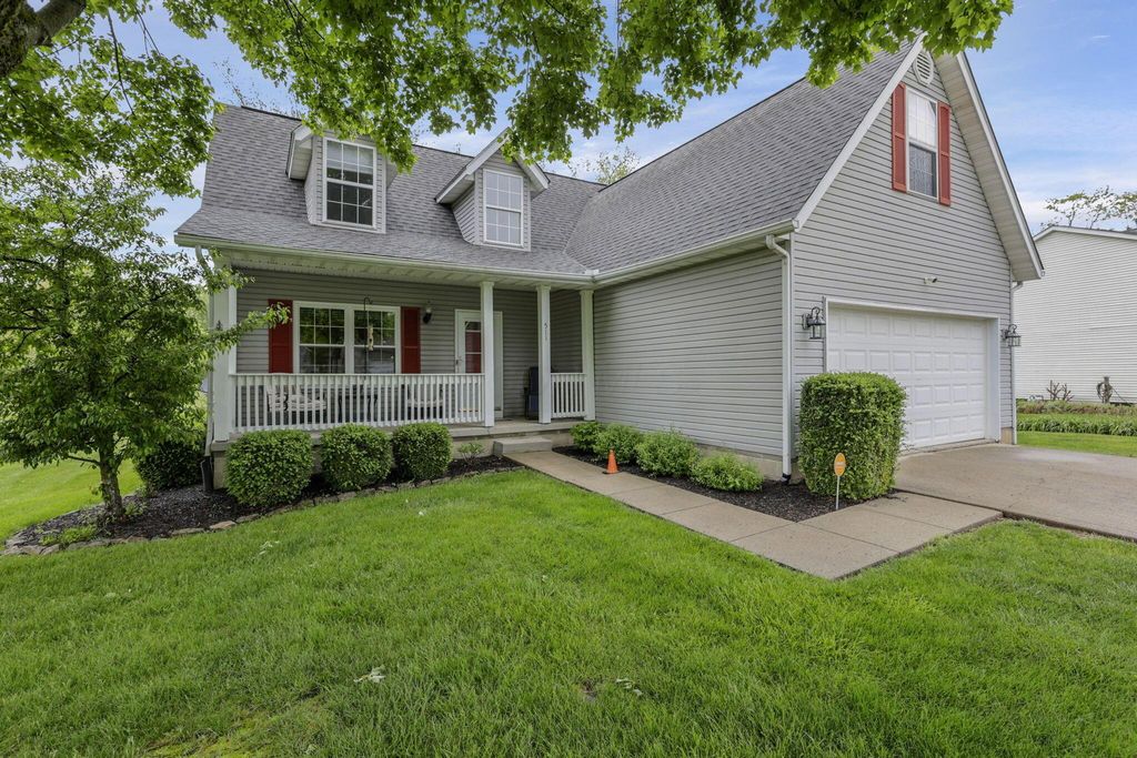 511 Laurel Drive SW, Etna, OH 43062