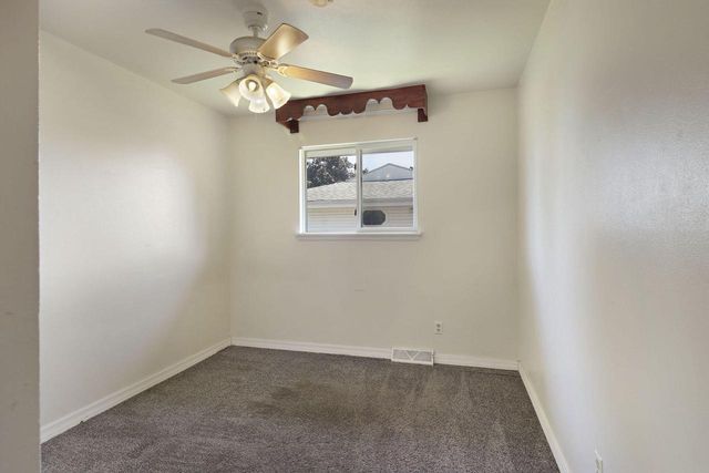 6924 Whitewater STREET, Racine, WI 53402
