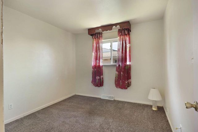 6924 Whitewater STREET, Racine, WI 53402