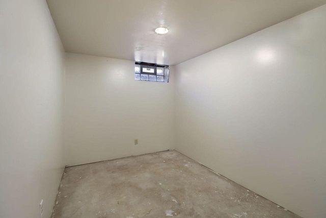 6924 Whitewater STREET, Racine, WI 53402