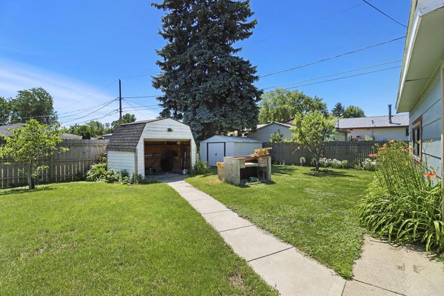 6924 Whitewater STREET, Racine, WI 53402