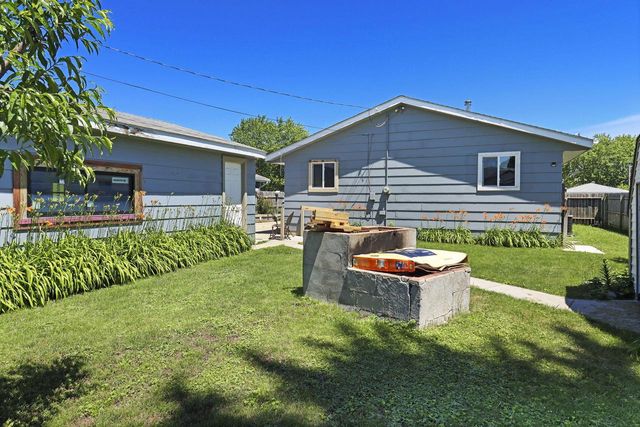 6924 Whitewater STREET, Racine, WI 53402