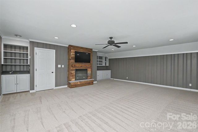 6117 Cherry Tree Lane, Charlotte, NC 28270