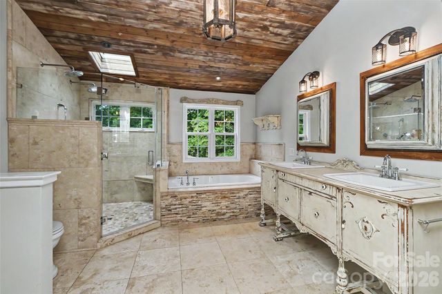 6117 Cherry Tree Lane, Charlotte, NC 28270