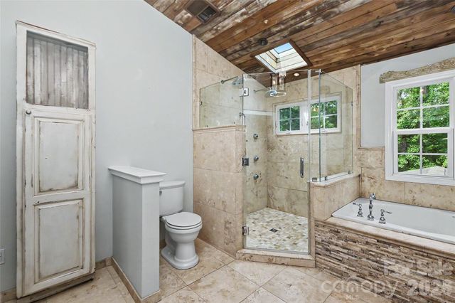 6117 Cherry Tree Lane, Charlotte, NC 28270