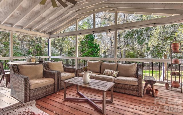 6117 Cherry Tree Lane, Charlotte, NC 28270