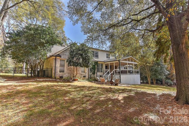 6117 Cherry Tree Lane, Charlotte, NC 28270