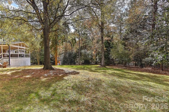 6117 Cherry Tree Lane, Charlotte, NC 28270