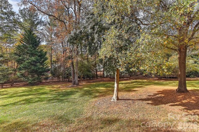 6117 Cherry Tree Lane, Charlotte, NC 28270